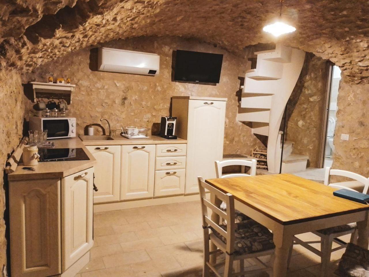 La Casa Sul Lago Posta Fibreno Luaran gambar