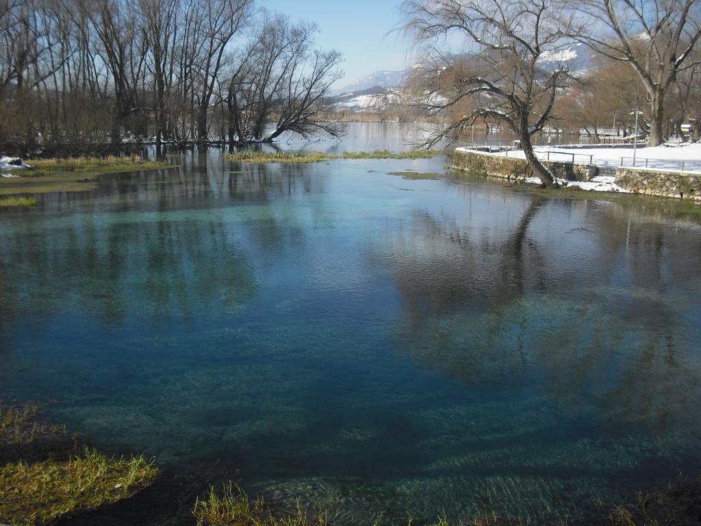 La Casa Sul Lago Posta Fibreno Luaran gambar