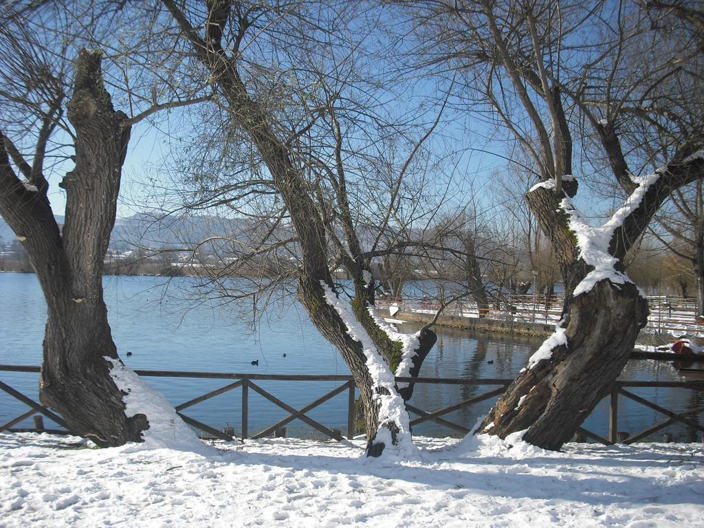 La Casa Sul Lago Posta Fibreno Luaran gambar