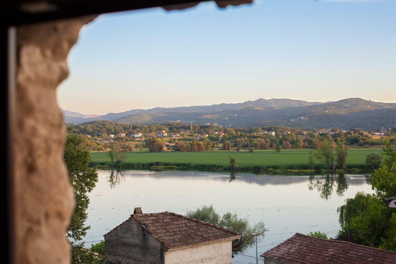 La Casa Sul Lago Posta Fibreno Luaran gambar