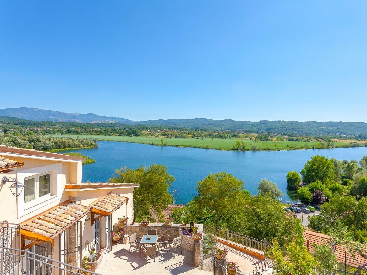 La Casa Sul Lago Posta Fibreno Luaran gambar